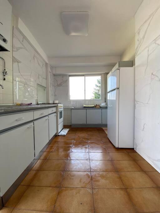 הוילה איסלה דה ארוסה La Casilla - Illa Isla De Arousa - Preciosa Casa Enfrente A Playa Con Vistas Al Mar Y Playa מראה חיצוני תמונה