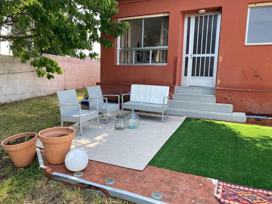הוילה איסלה דה ארוסה La Casilla - Illa Isla De Arousa - Preciosa Casa Enfrente A Playa Con Vistas Al Mar Y Playa מראה חיצוני תמונה